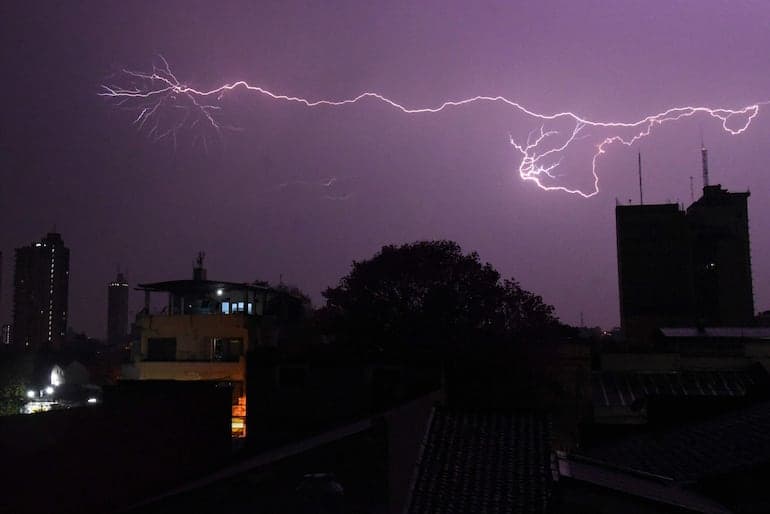 Alerta meteorológica: Tormentas severas amenazan a varios departamentos de Paraguay