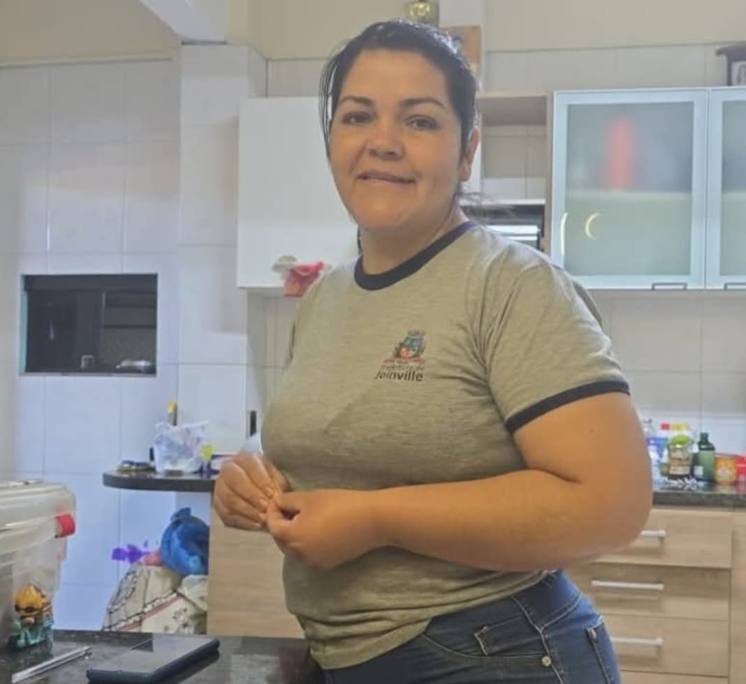 Municipalidad exige autorización hasta para llevar a tus propios hijos a la escuela