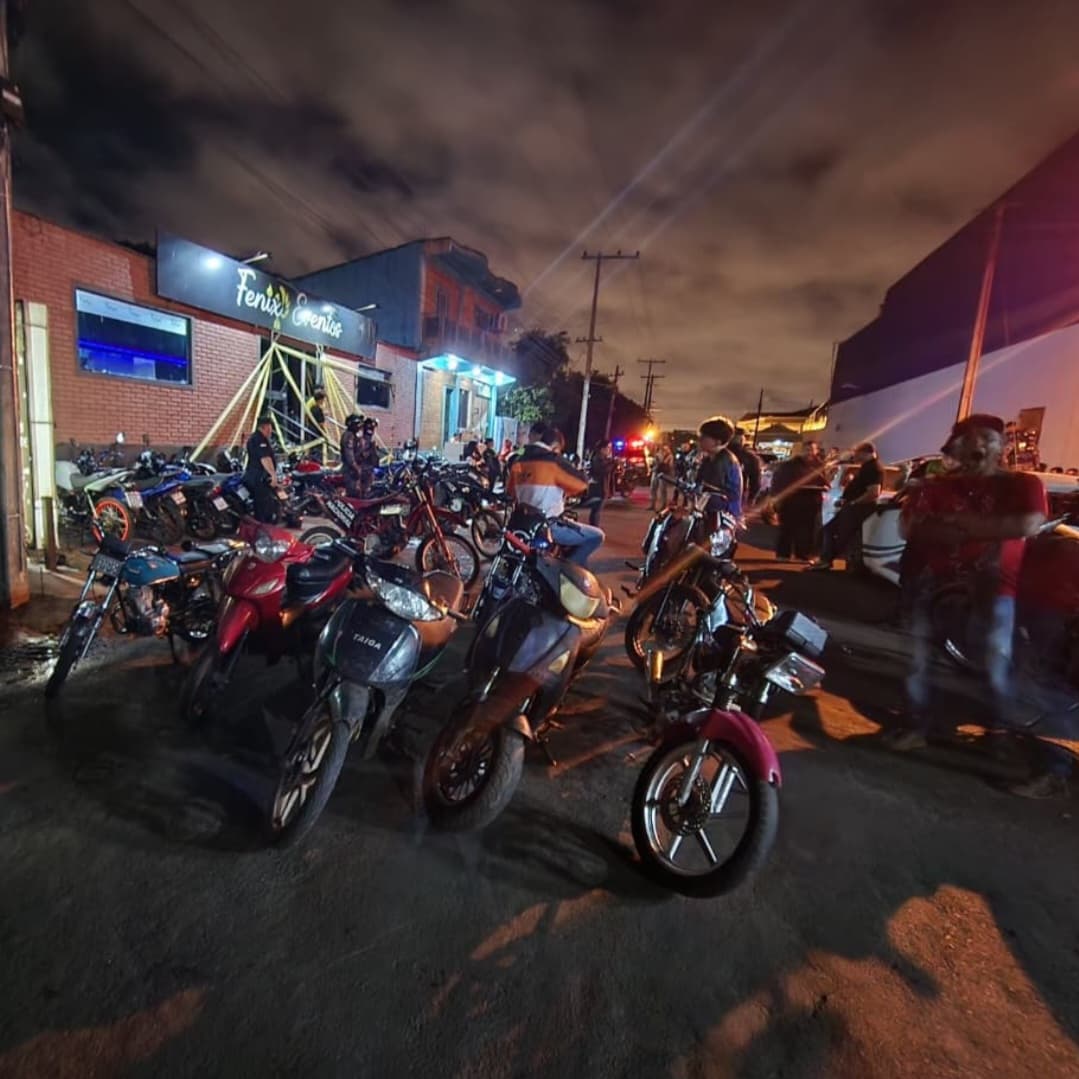 Redada policial pone bandera roja a carreras clandestinas sobre ruta PY 02 en Minga Guazú