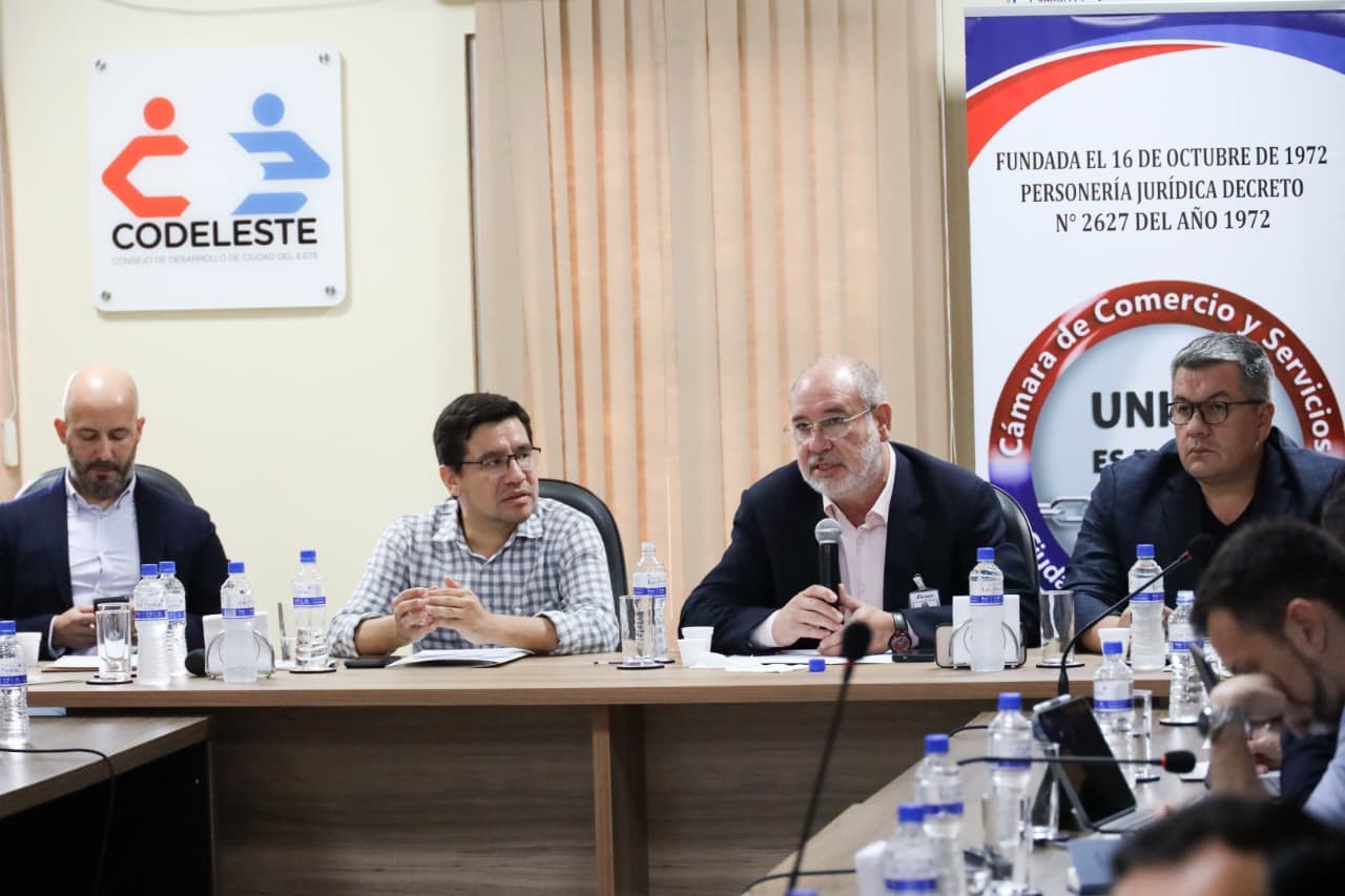 Itaipú refuerza presencia en Alto Paraná con importantes obras