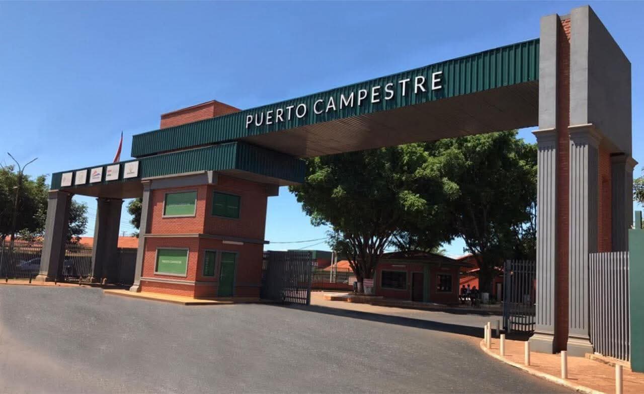 Guerra entre puertos privados por monopolio de cargas